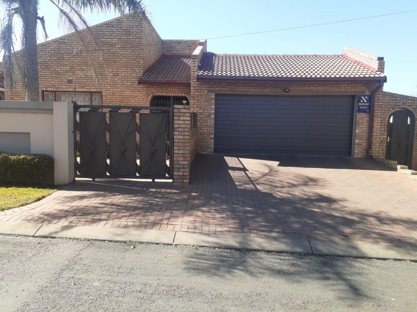 4 Bedroom House for Sale - Gauteng