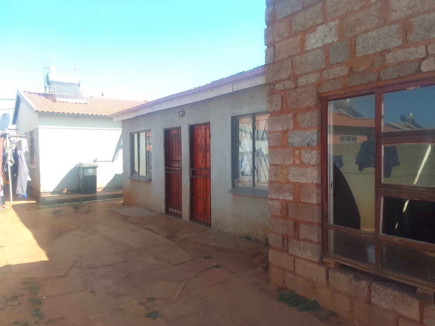 4 Bedroom House for Sale - Gauteng