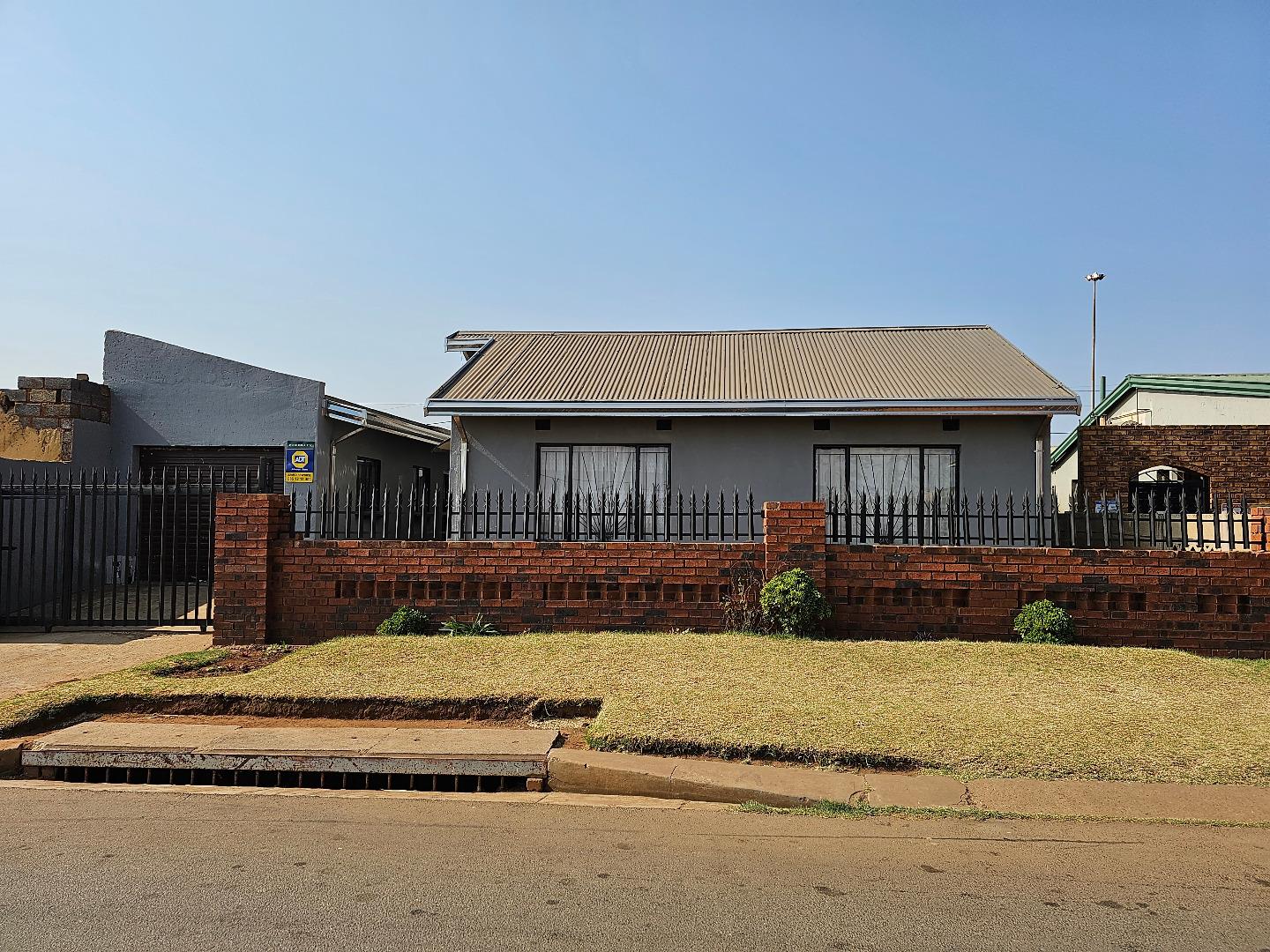 2 Bedroom House for Sale - Gauteng