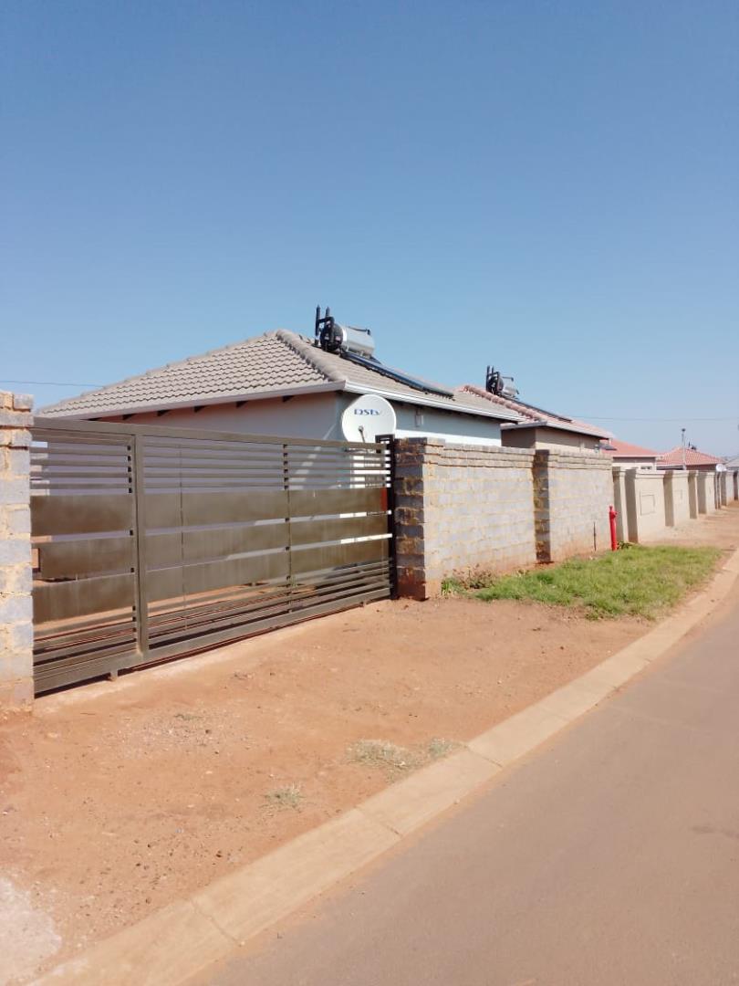 2 Bedroom House for Sale - Gauteng