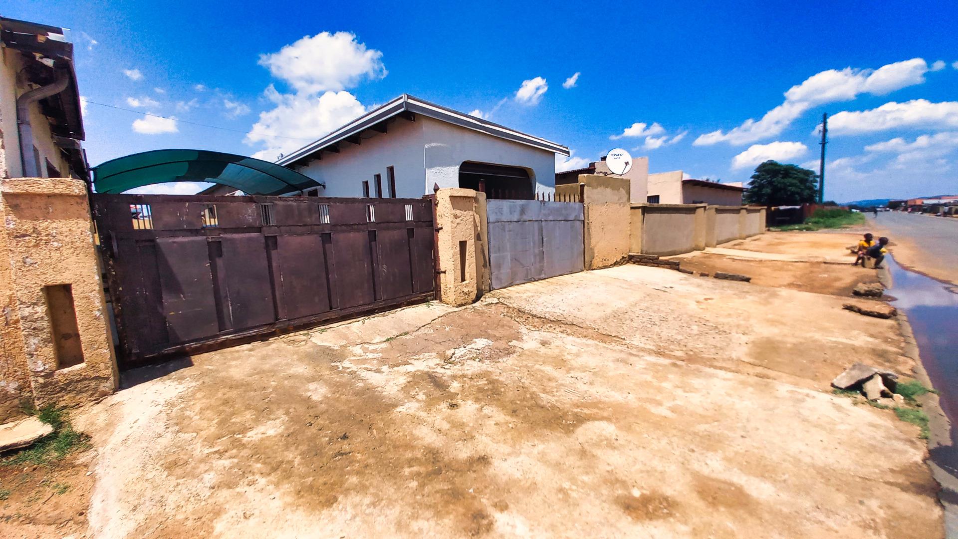 4 Bedroom House for Sale - Gauteng