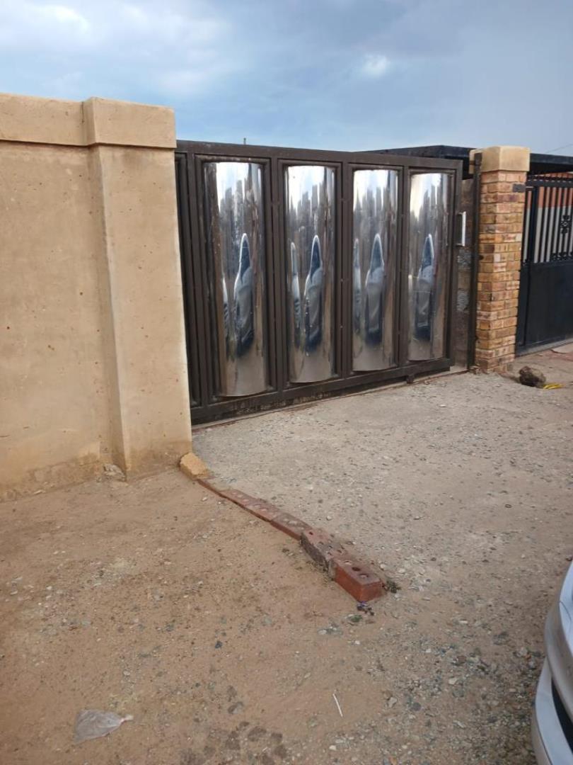 2 Bedroom House for Sale - Gauteng