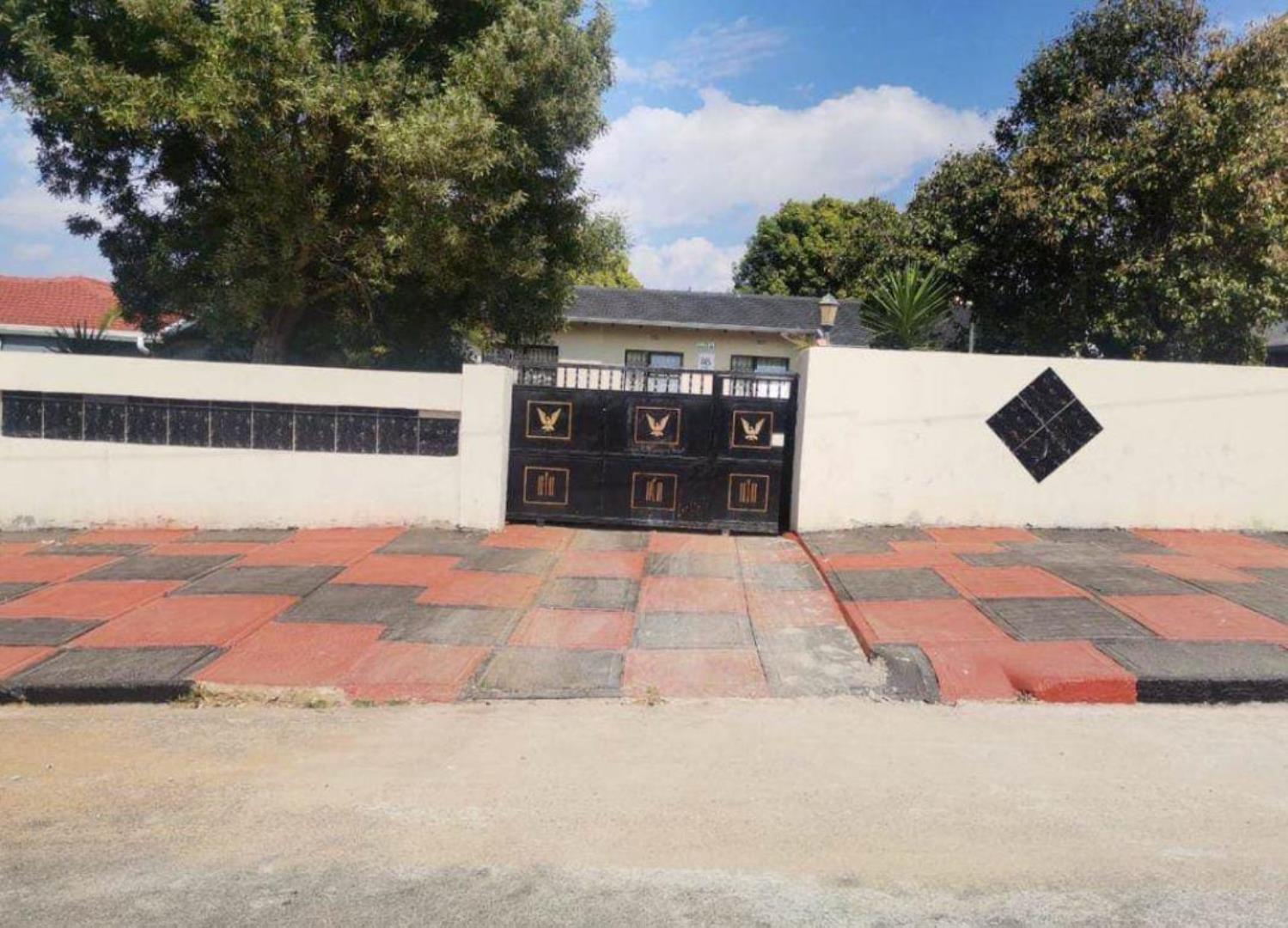 4 Bedroom House for Sale - Gauteng