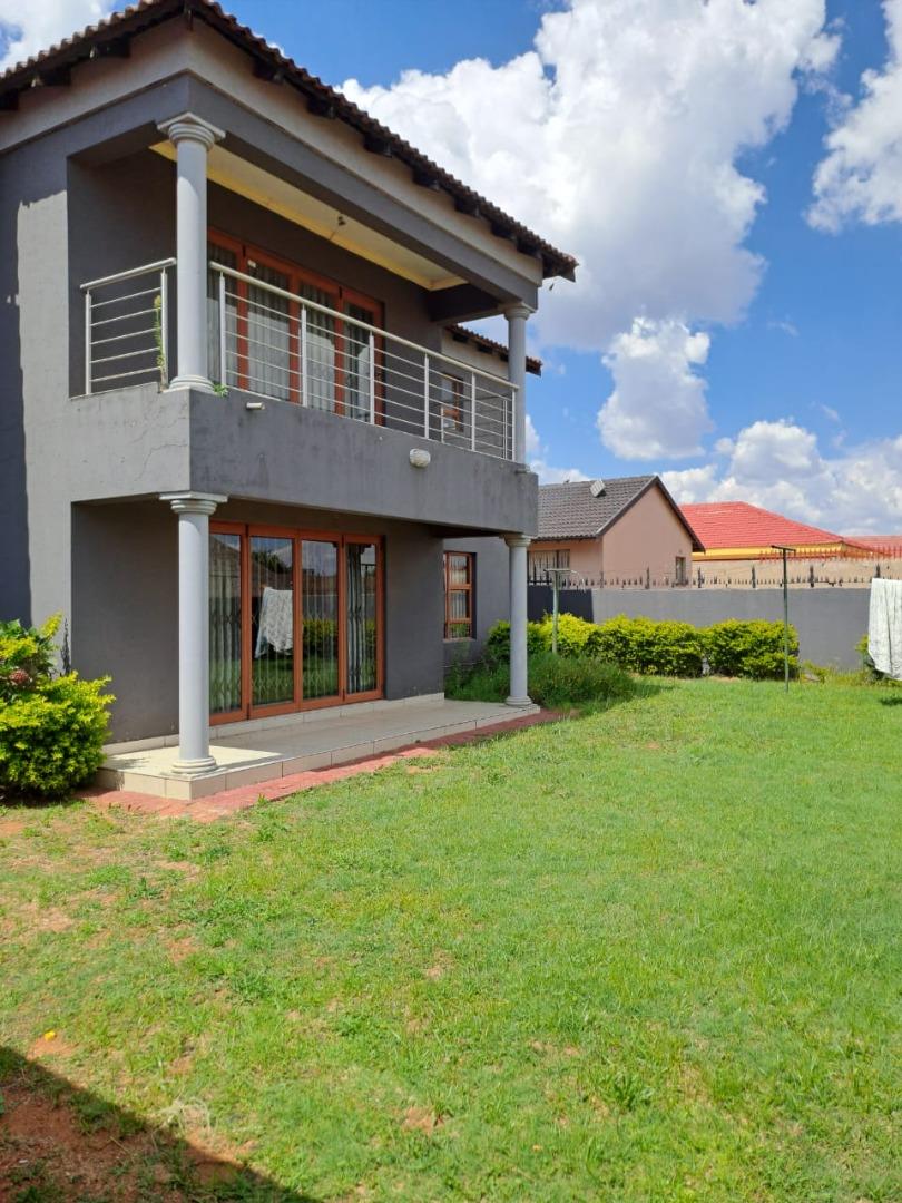 4 Bedroom House for Sale - Gauteng