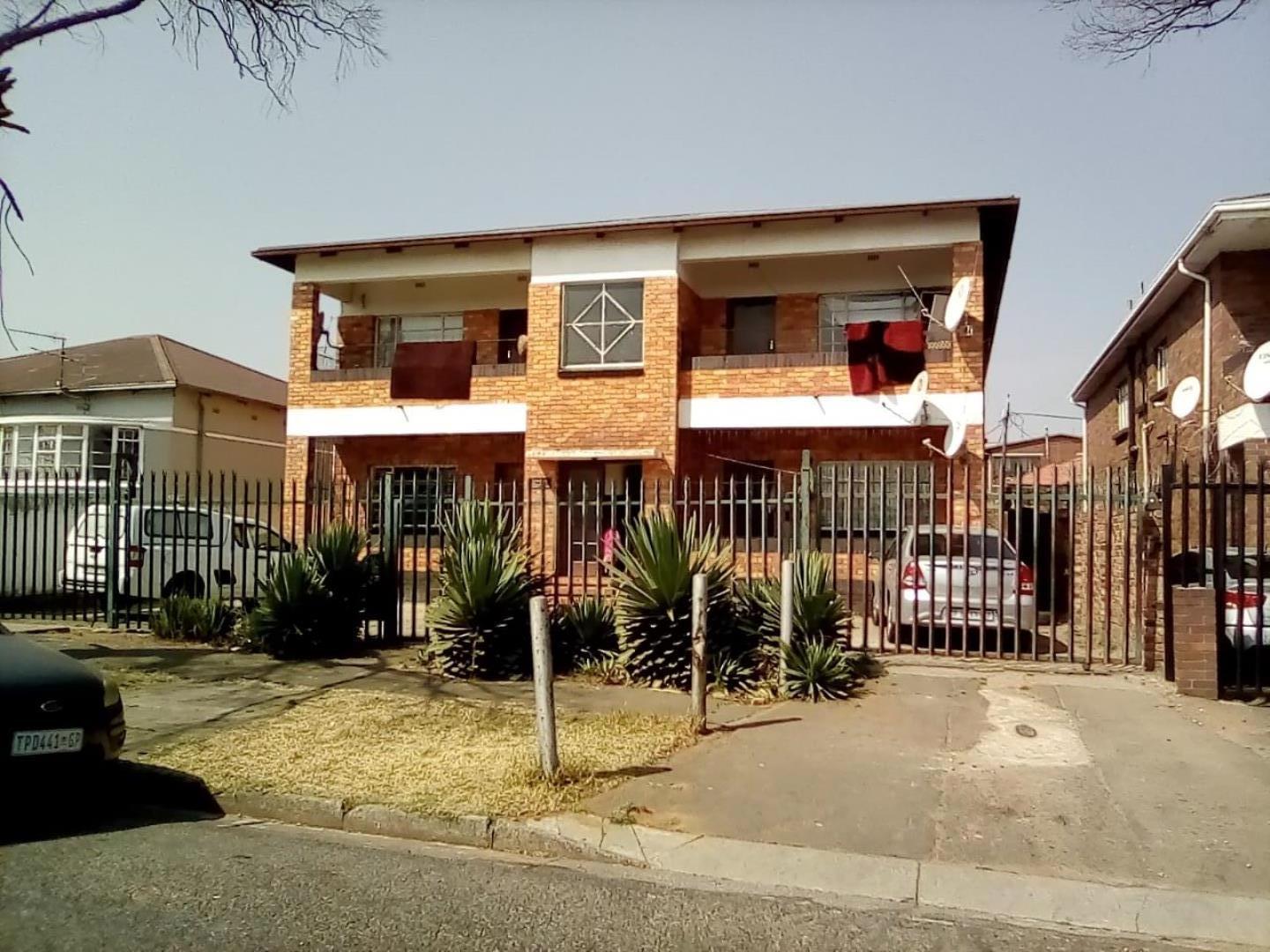 2 Bedroom Flat for Sale - Gauteng