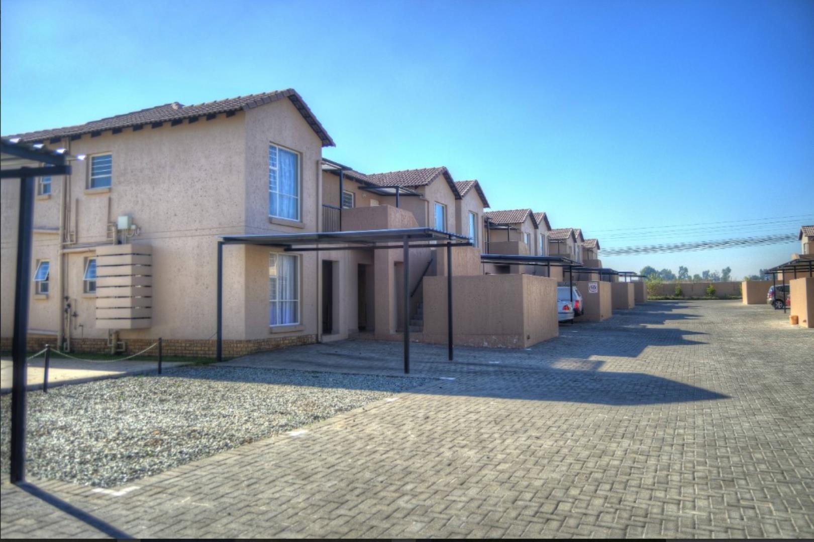 727453_Exterior3.jpg