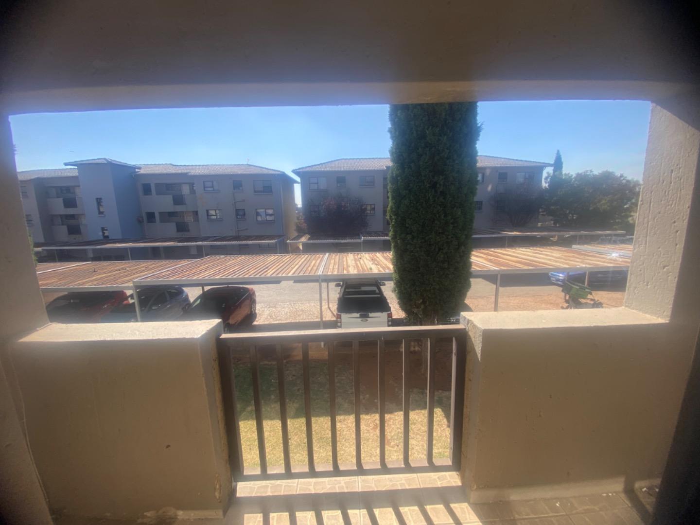 2 Bedroom Apartment for Sale - Gauteng