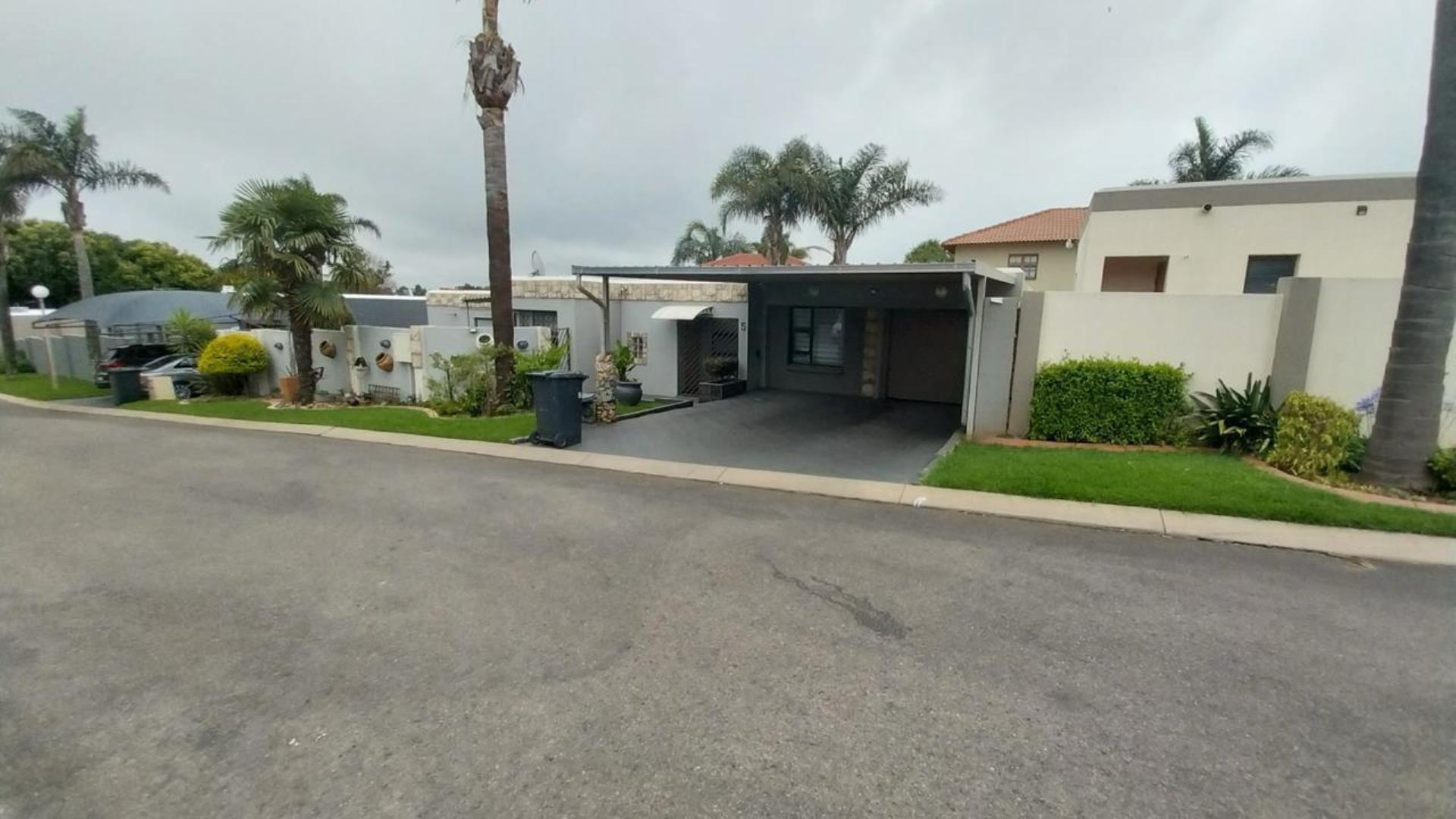 4 Bedroom House for Sale - Gauteng