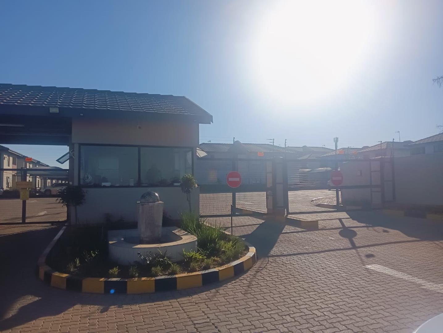 2 Bedroom Apartment for Sale - Gauteng