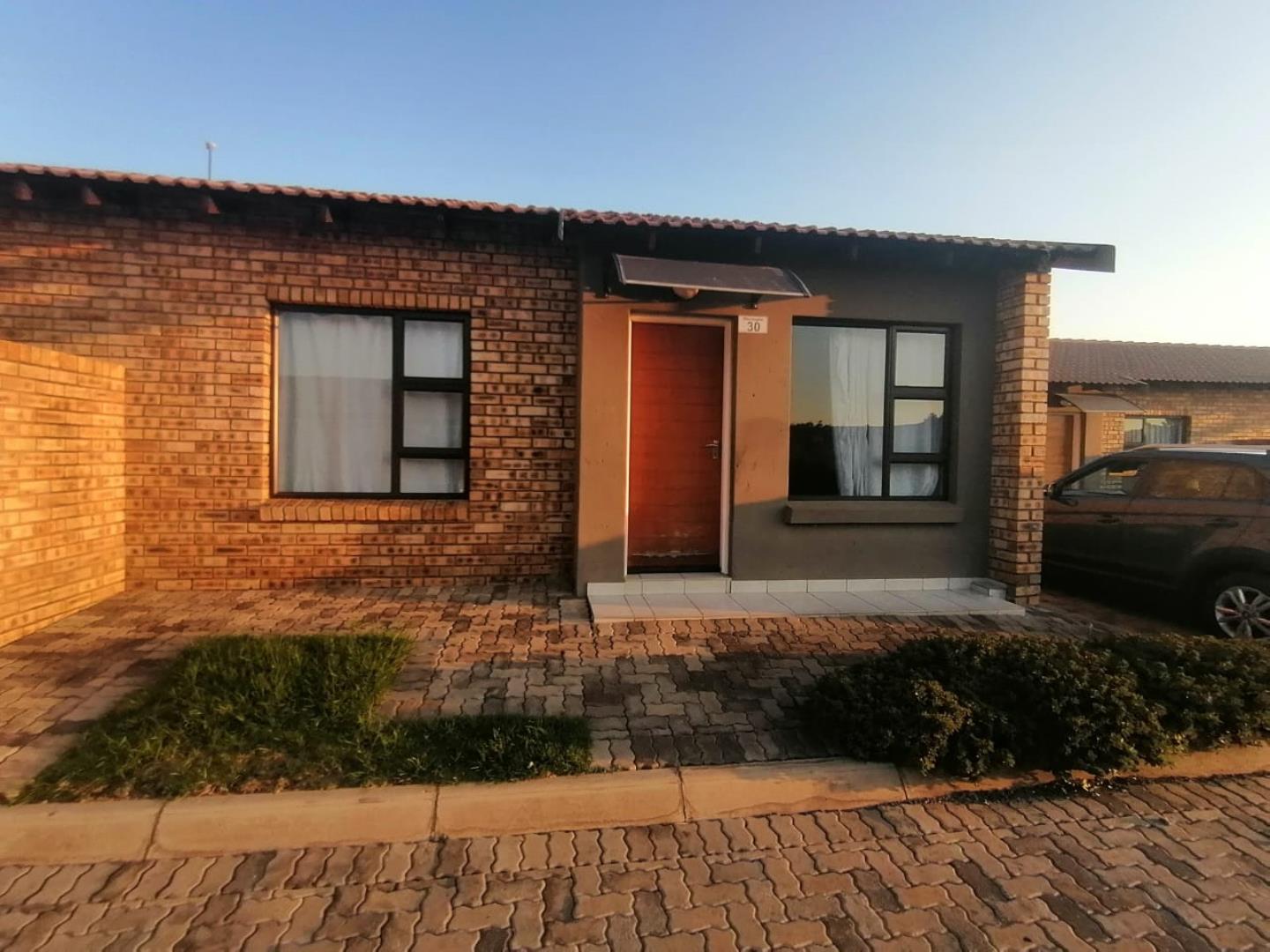 2 Bedroom Duplex for Sale - Gauteng