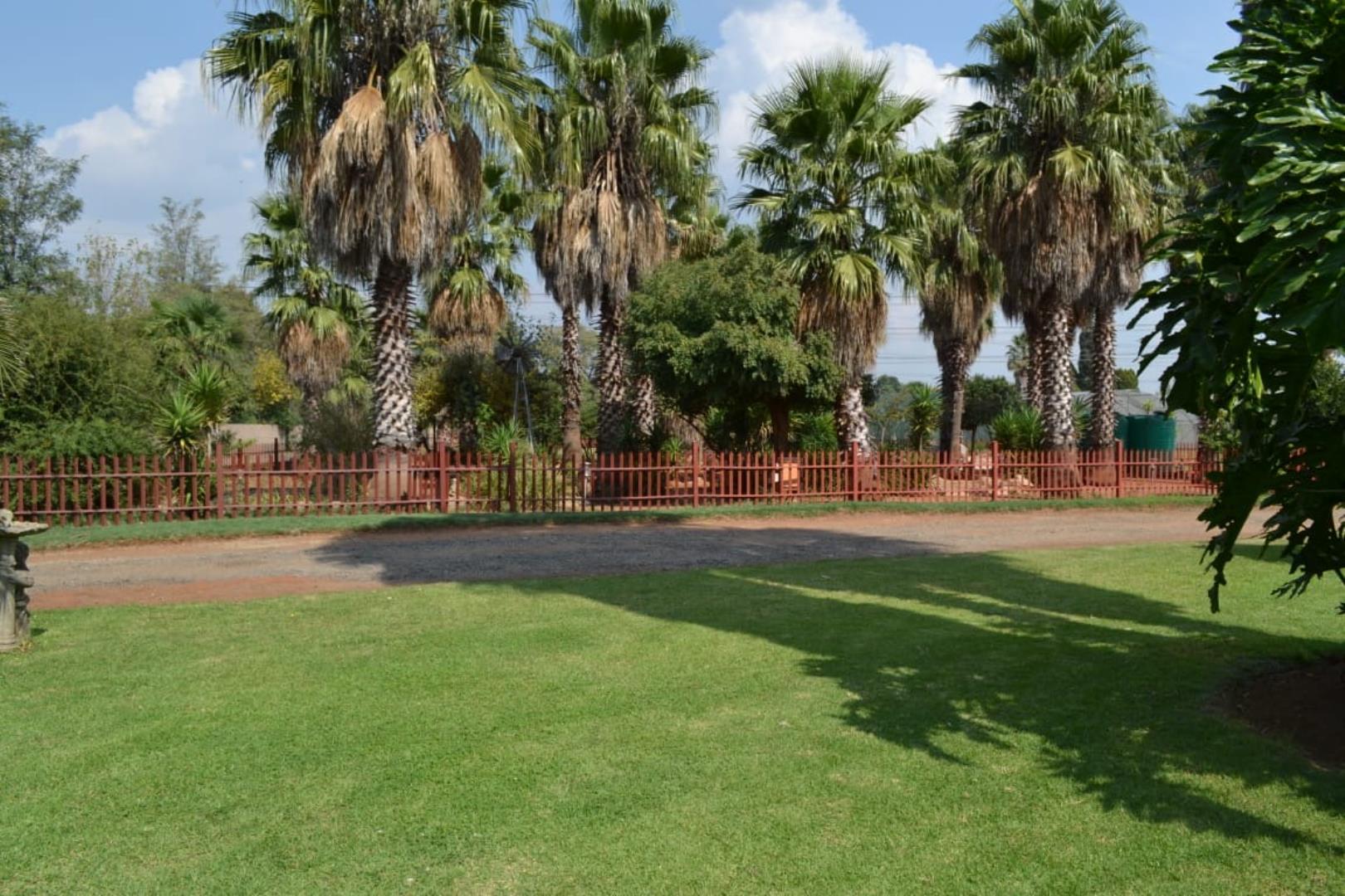 5 Bedroom Farm for Sale - Gauteng