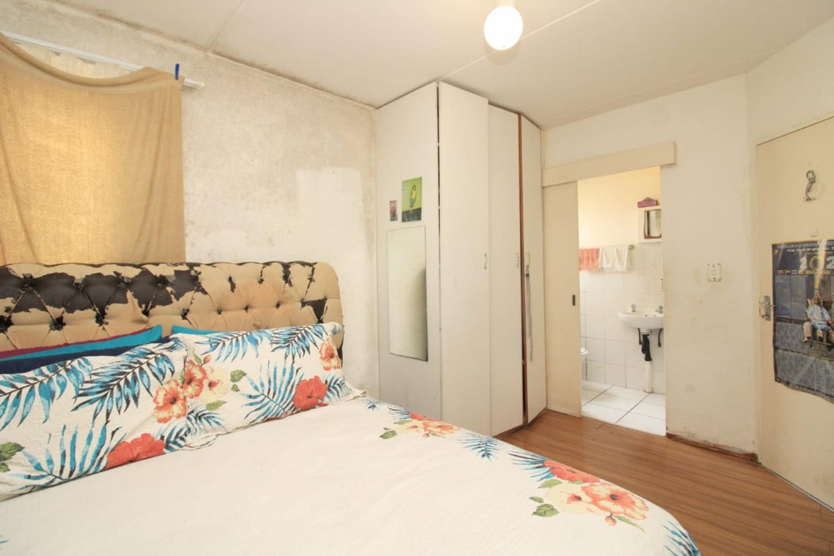 2 Bedroom Apartment for Sale - Gauteng