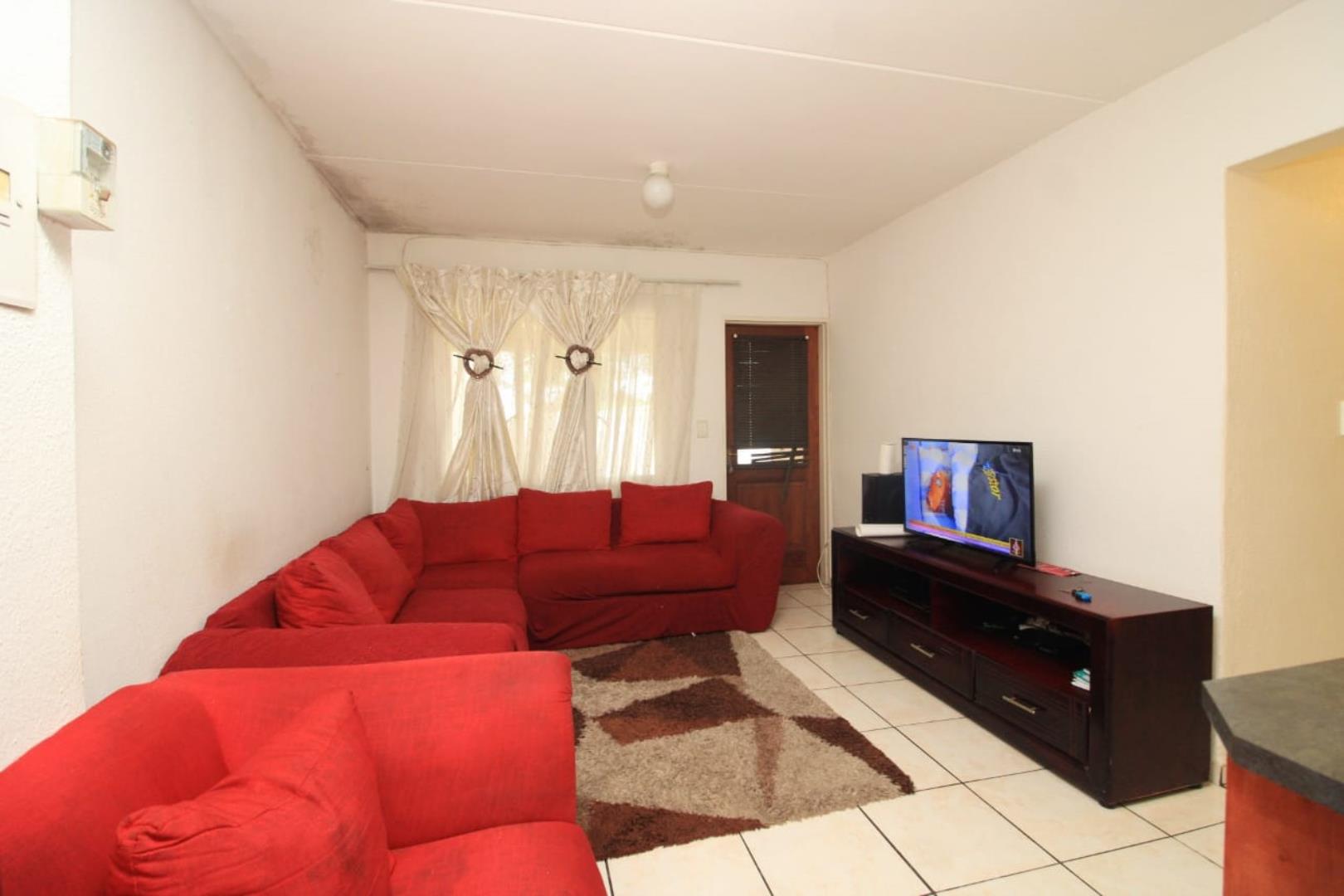 739739_Ormonde_prop_4_sale_Judith_-6.jpeg