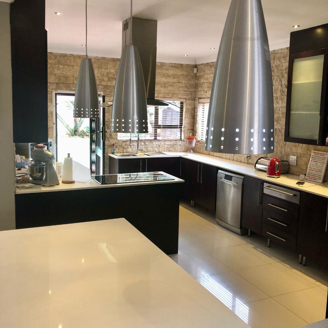 739922_Kitchen.jpg