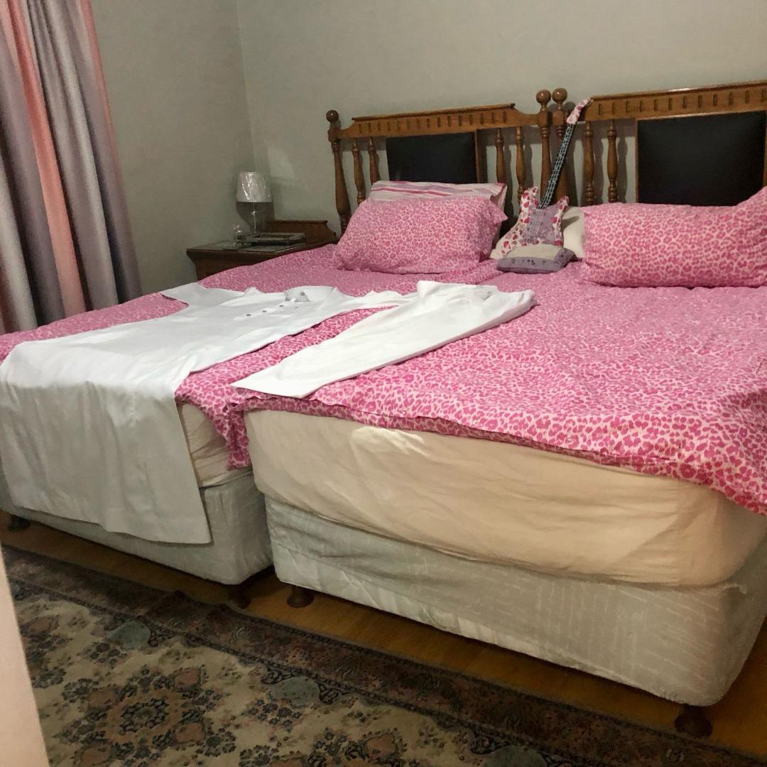 739922_bedroom_3.jpg