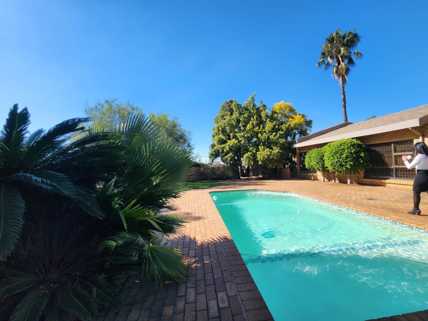 4 Bedroom House for Sale - Gauteng