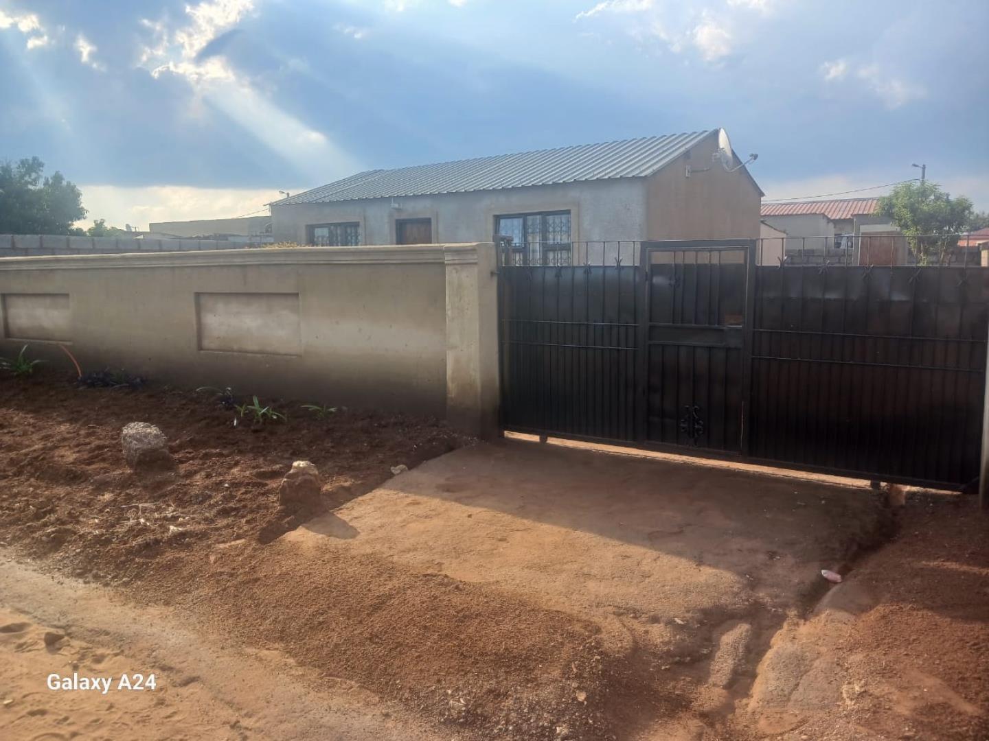 2 Bedroom House for Sale - Gauteng