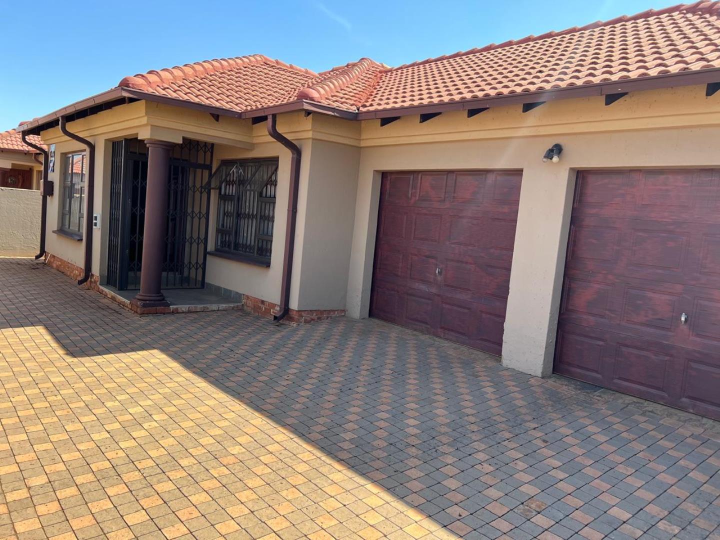 4 Bedroom House for Sale - Gauteng