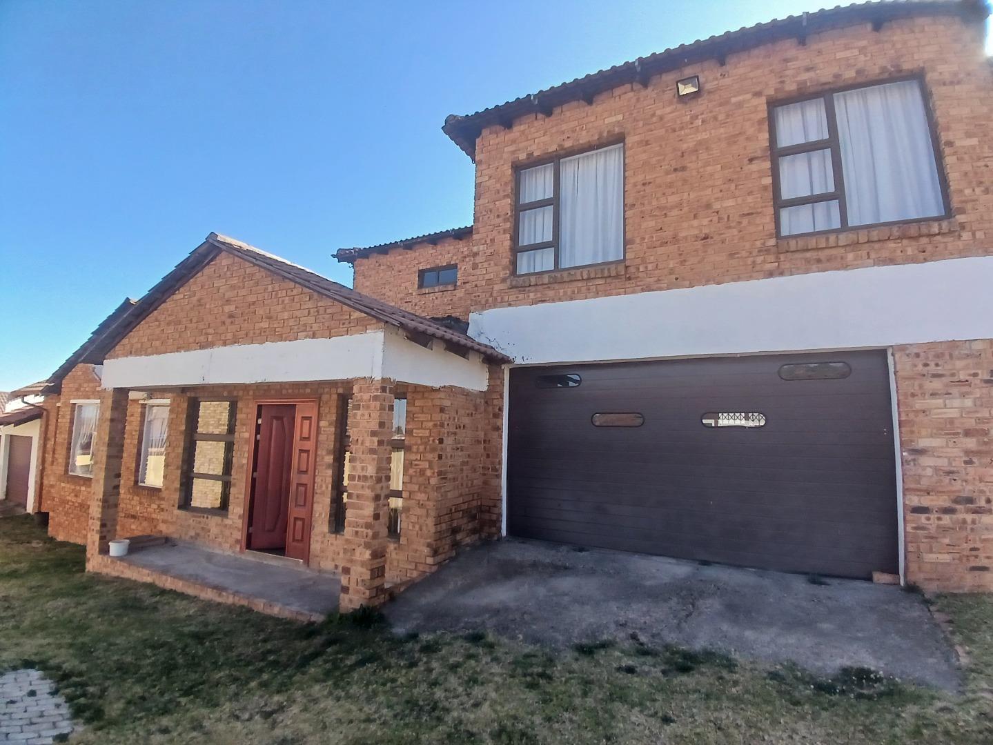 4 Bedroom House for Sale - Gauteng