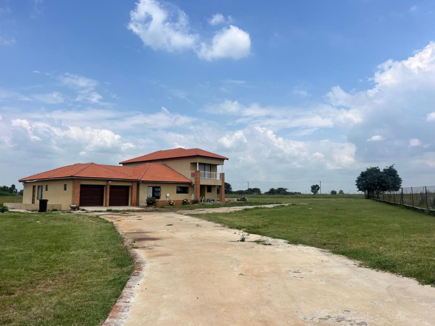 6 Bedroom House for Sale - Gauteng