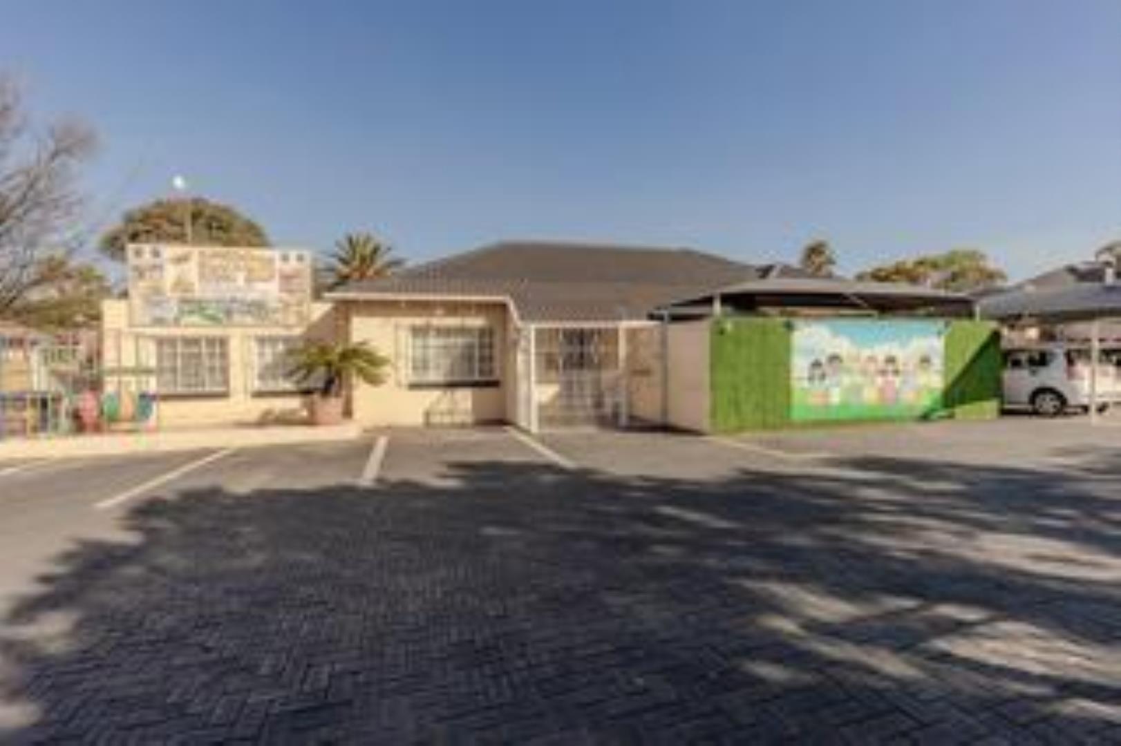 6 Bedroom House for Sale - Gauteng