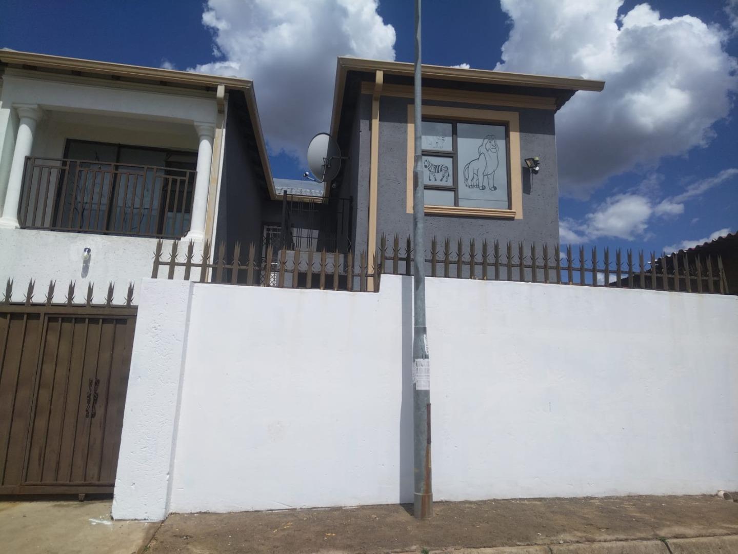 4 Bedroom House for Sale - Gauteng