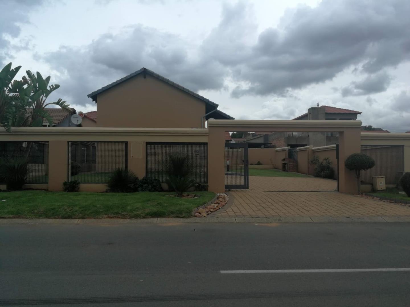 3 Bedroom House for Sale - Gauteng